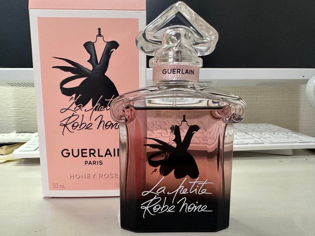 香水(女性用) GUERLAIN La Petite Robe Noire 50mL