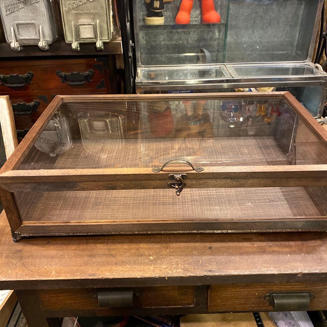 ｂｅｔｔｙ様オーダー　大きめ木製ガラスケース