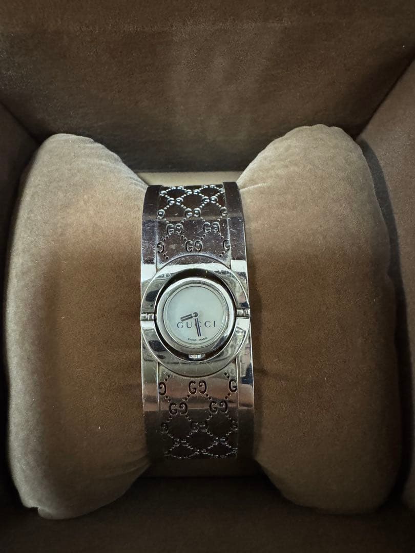 GUCCI トワール　バングル　腕時計