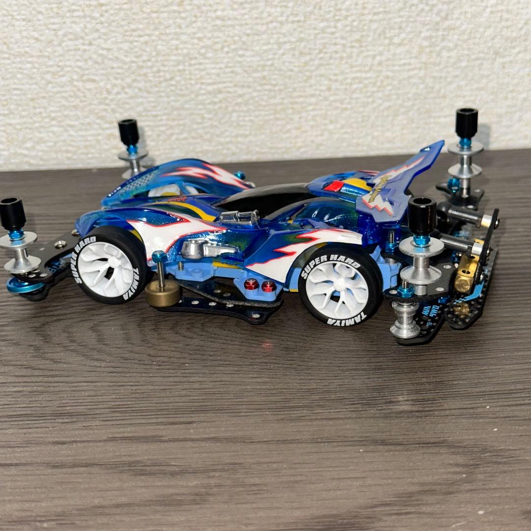 [G2093]ミニ四駆　完成品　LMブレイカー　塗装有り　カーボン　タミヤ