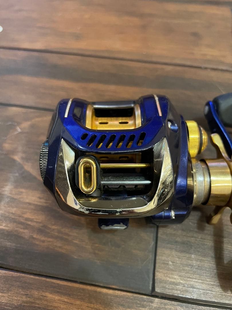 ダイワ　ジリオンPE 100HL 左ハンドル　ベイトリール