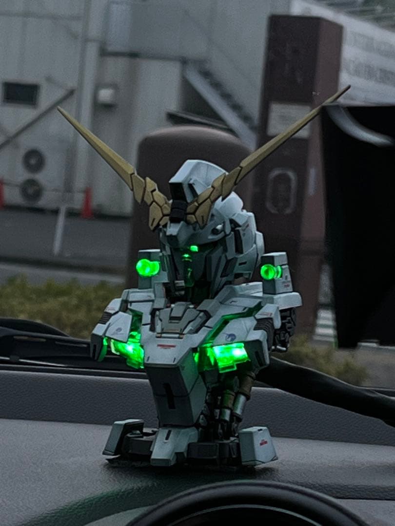 【完成品】ユニコーンガンダム メカニカルバスト　LED打ち替え
