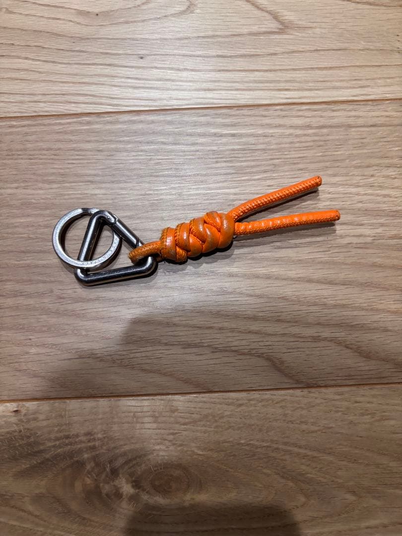 トライアングル キーリング ・早い者勝ち！！