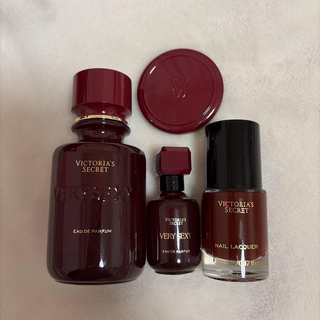 ヴィクトリアシークレット　香水　ネイル　セット