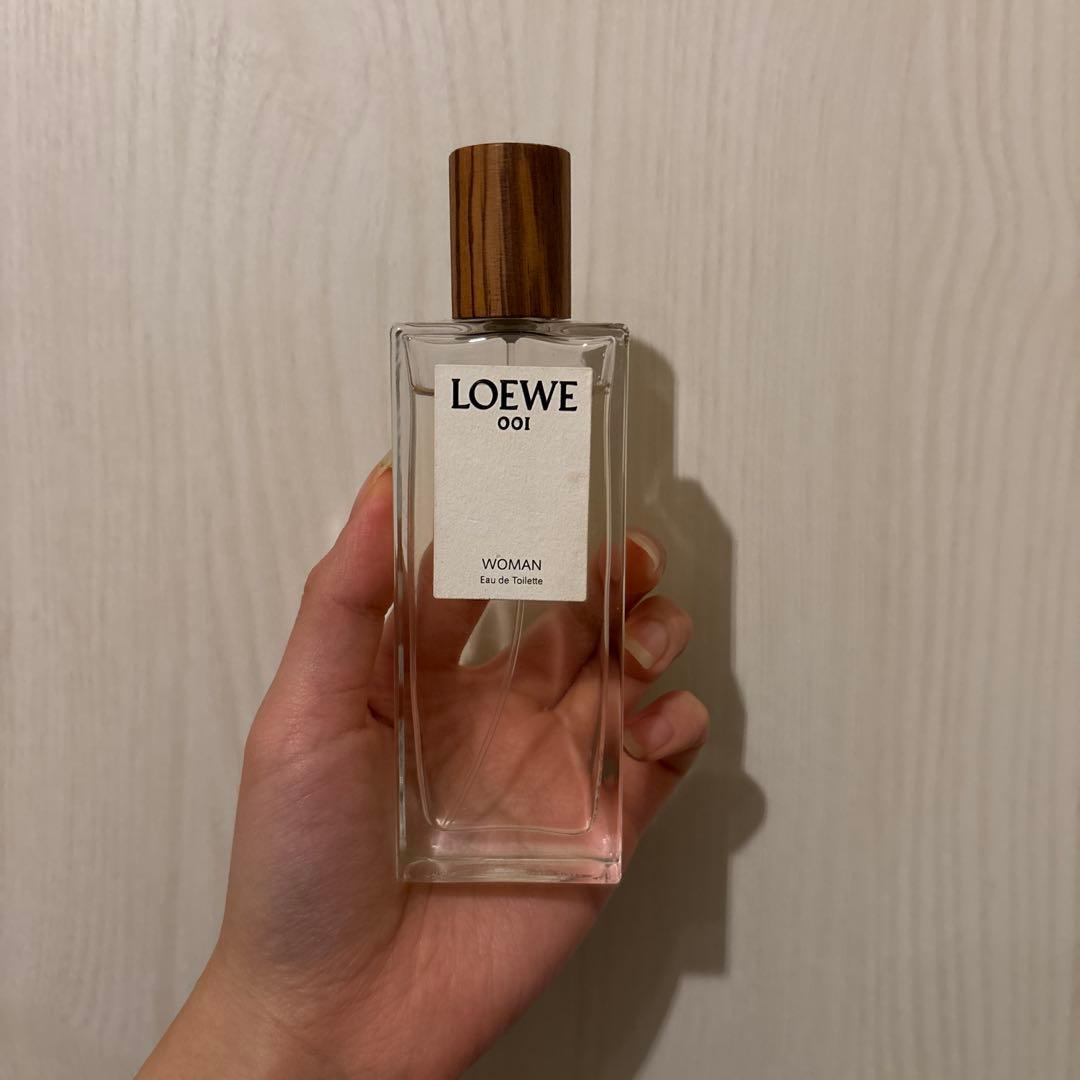 LOEWE 001 WOMAN 50ml　ロエベ　オードゥトワレ