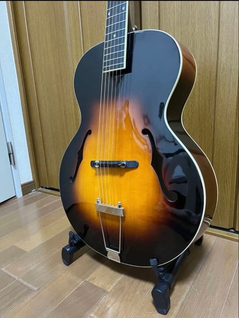 LOAR LH-700/ラッカーフィニッシュ/エボニー指板/オール単板/極美品