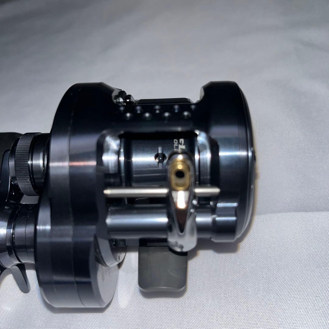 シマノ 24 カルカッタコンクエスト シャローエディション 30HG 付属品完備