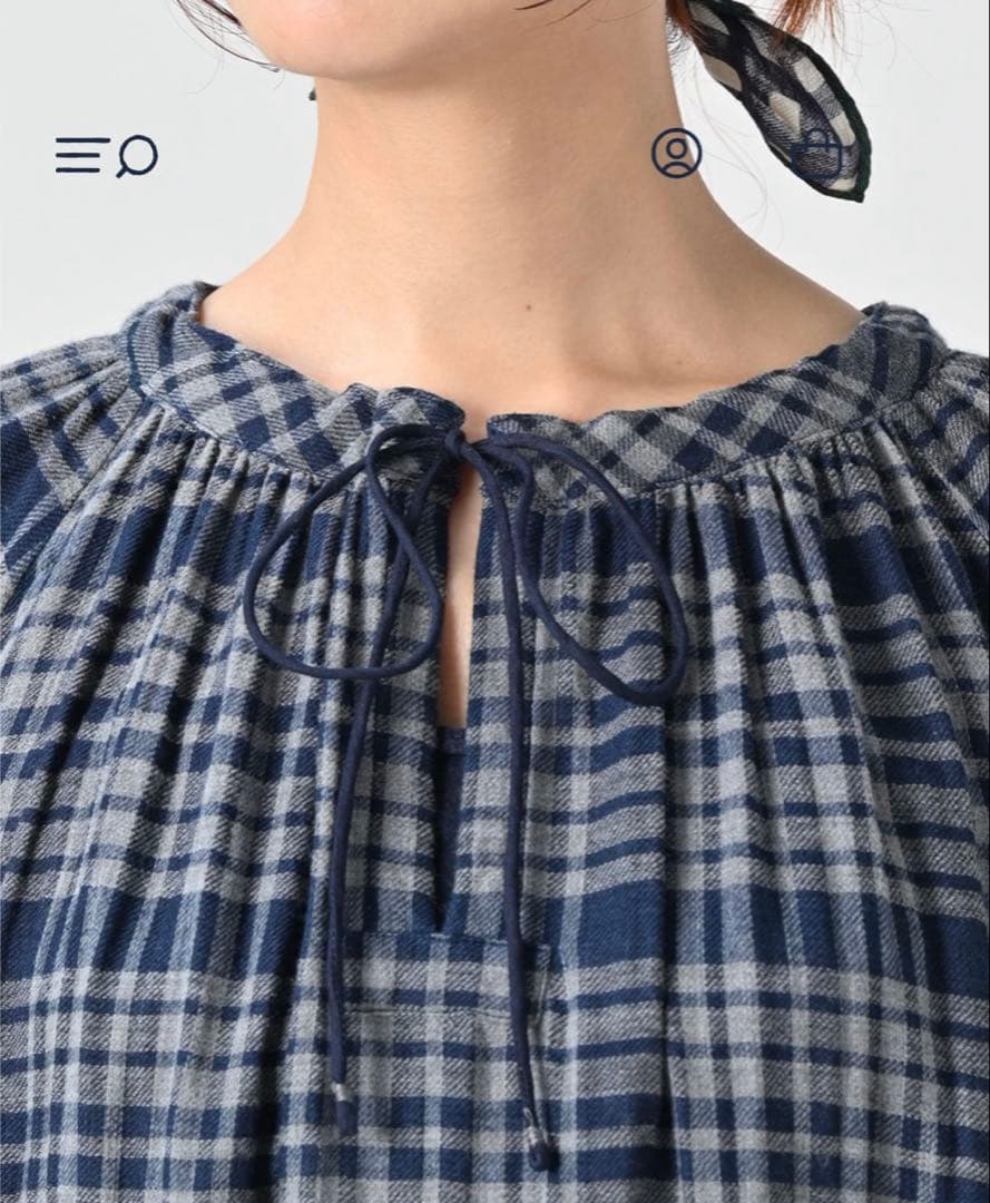 45R ふわふわ二重織のシャーリングドレス（インディゴ）　2025 AW