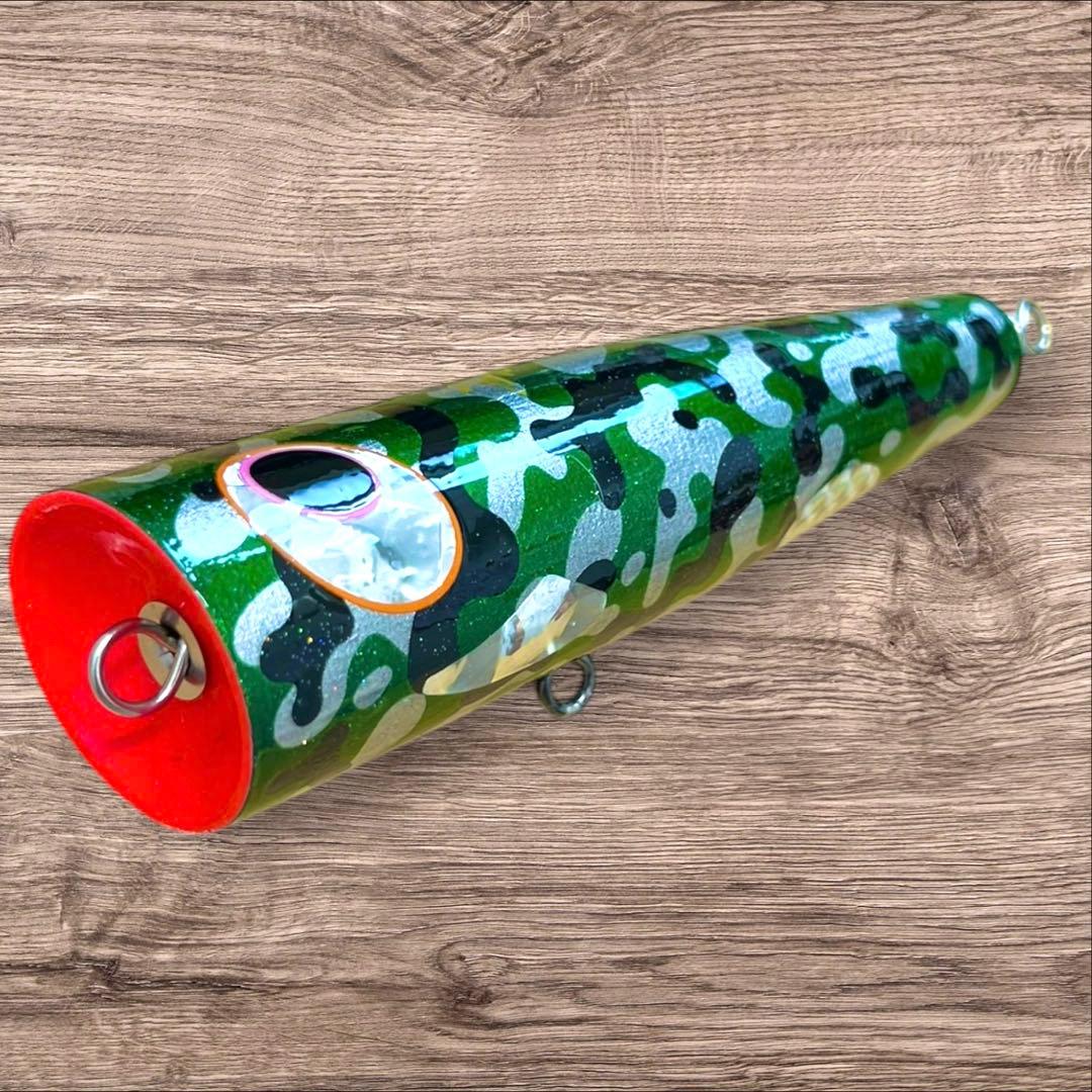 【未使用】貝田ルアー　トライデント　検索)バズー　ビーコン　歌姫　ナパーム