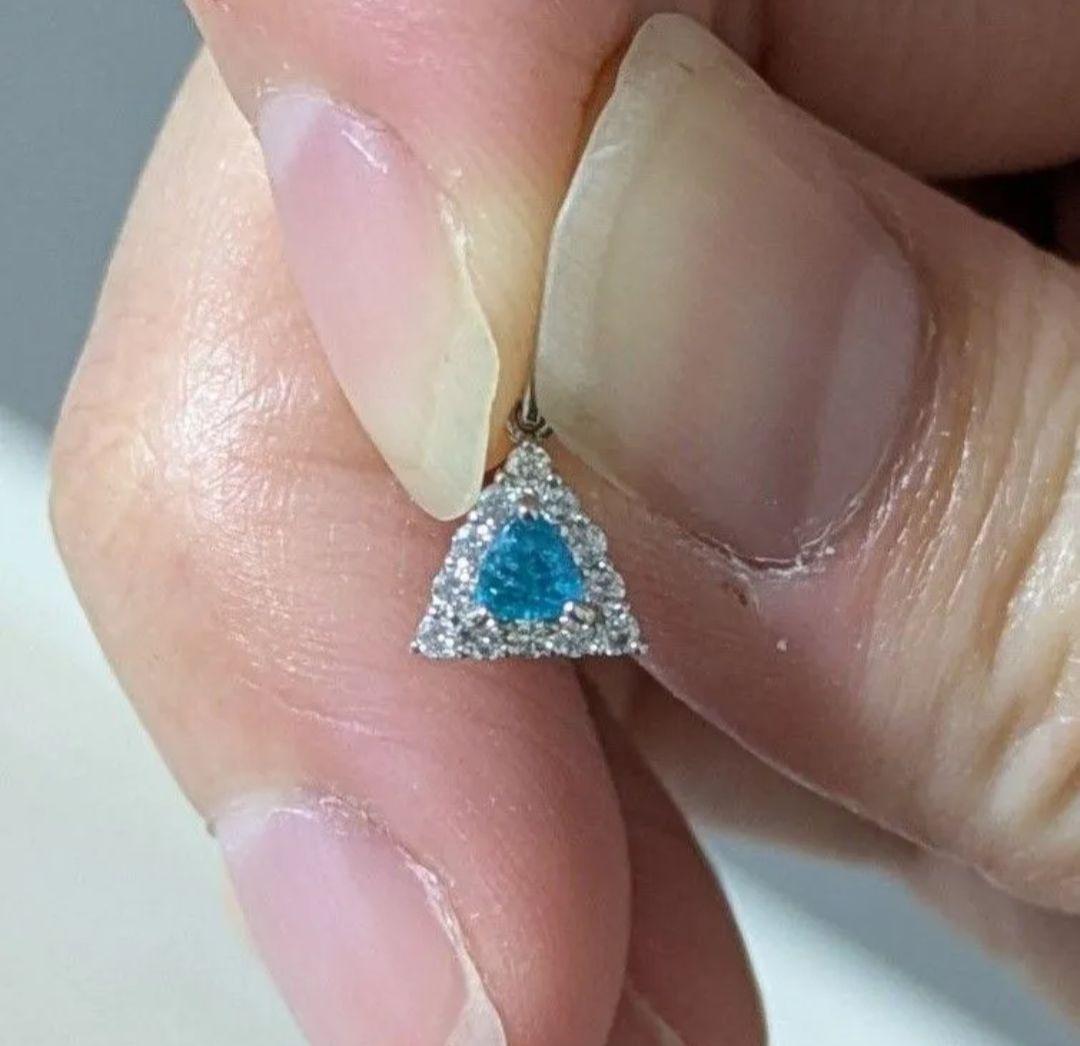 む*)様 銅1.66%パライバトルマリン0.11カラット ネックレストップ