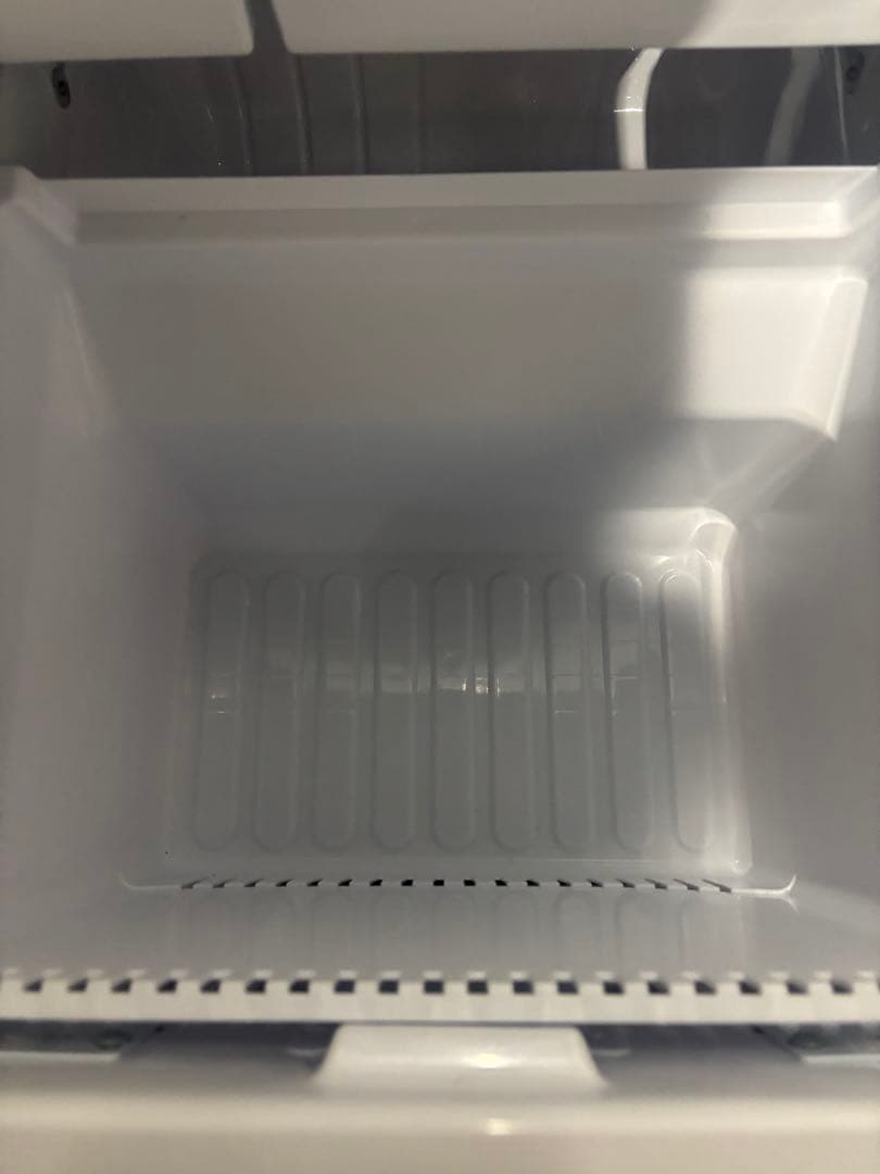 シャープ ノンフロン冷凍冷蔵庫 137L SJ-D14FJ-W 2020年製