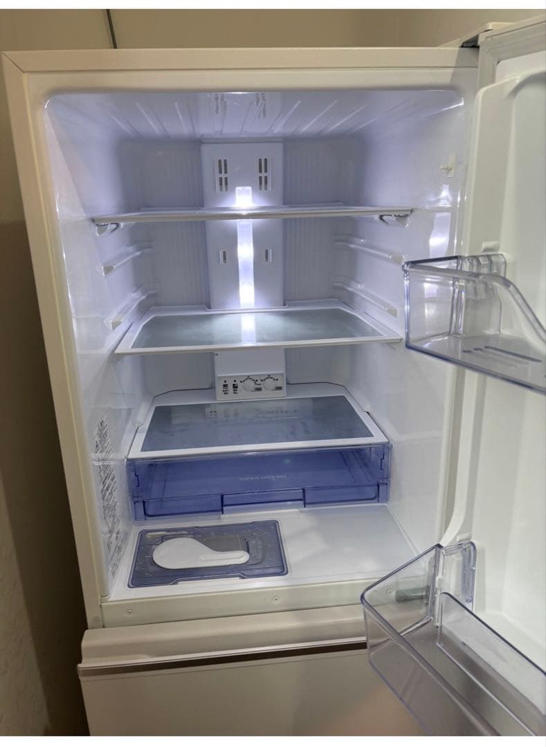 23日まで　272L三菱2022年製ホワイト3ドア冷蔵庫　MR-CX27H-W