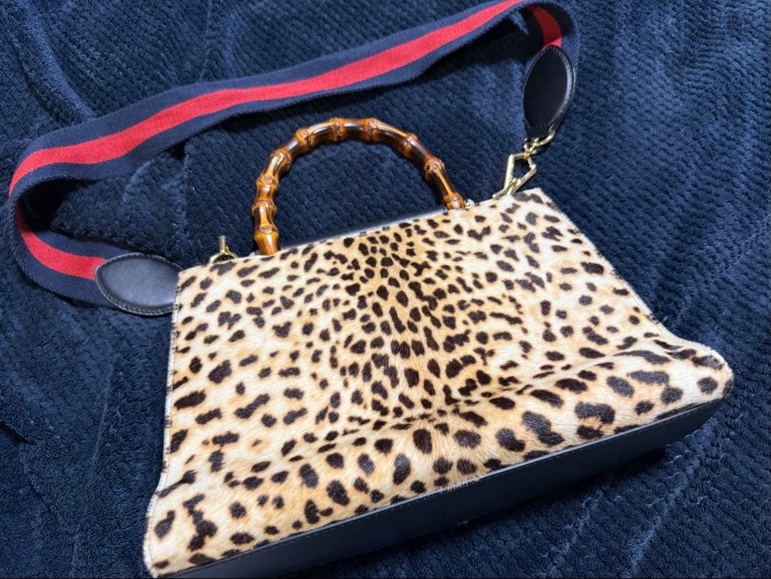 GUCCI ヒョウ柄バック