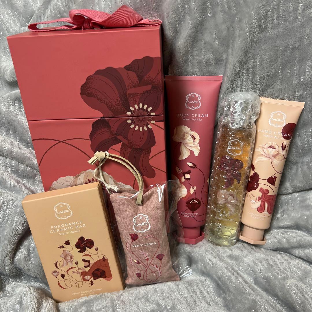 新品未使用品 ラリン Laline ウォームバニラ5点 ギフトセット
