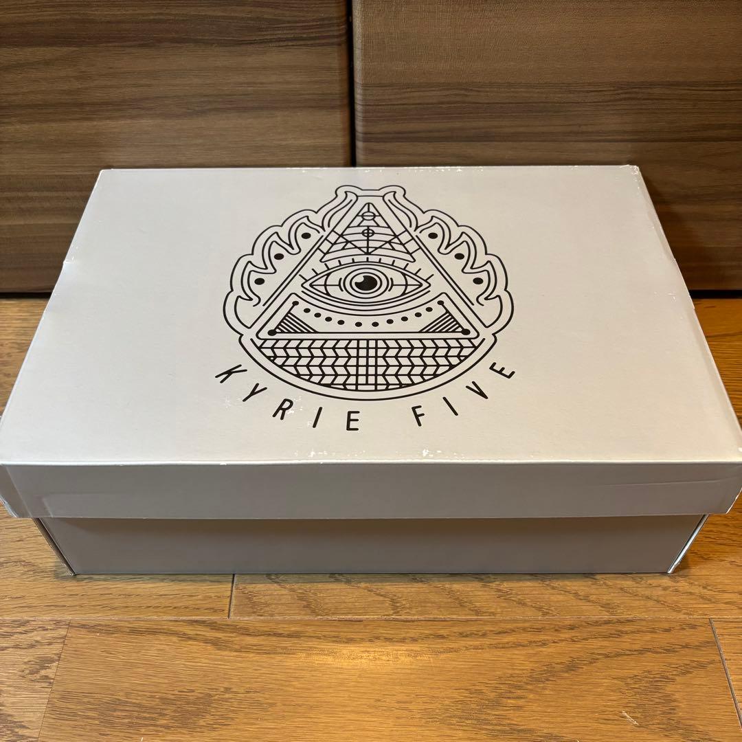 【激レア】Nike Kyrie 5 Spongebob US11