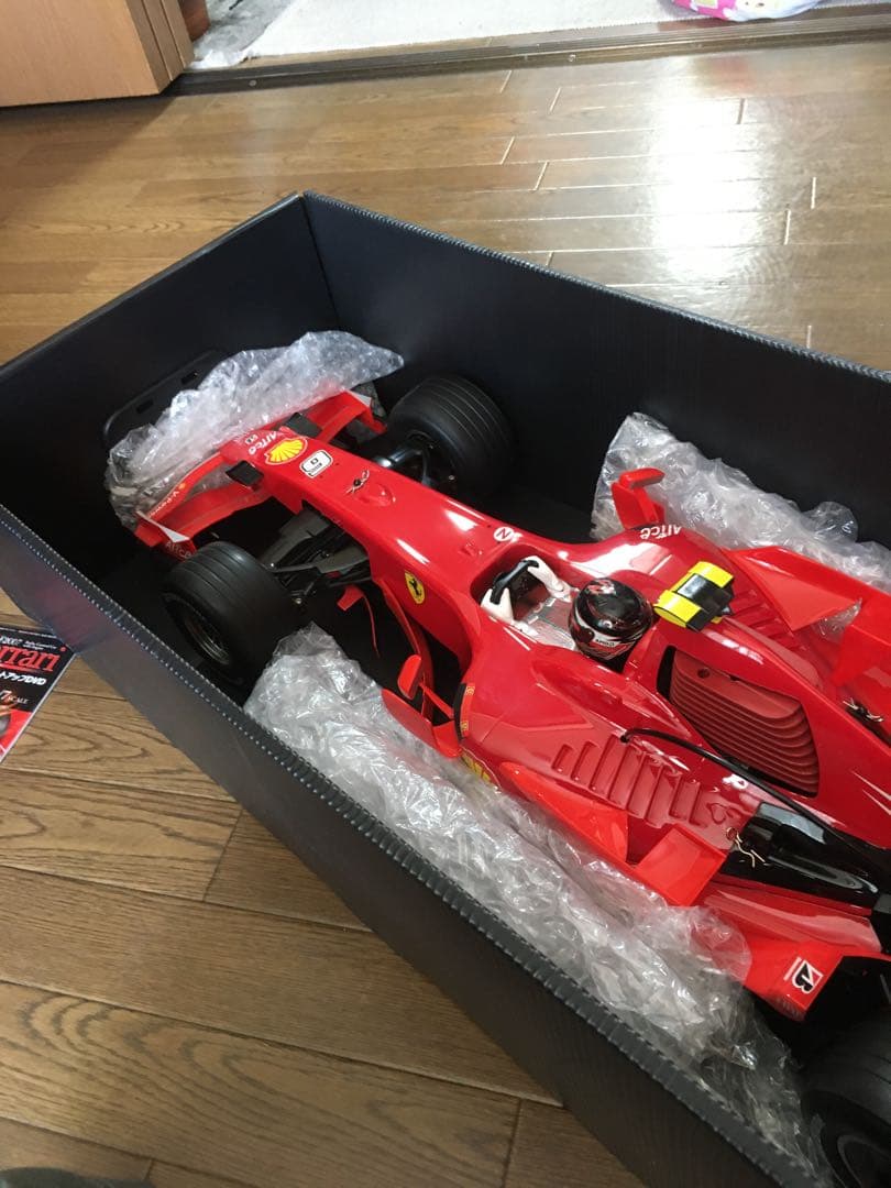 ディアゴスティーニ7/1F1ラジコンカー
