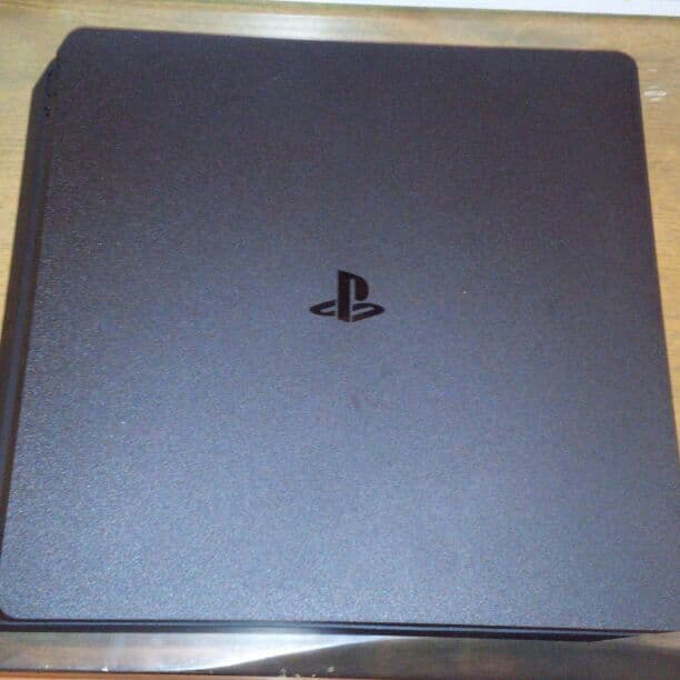 PS4　本体　新品同様