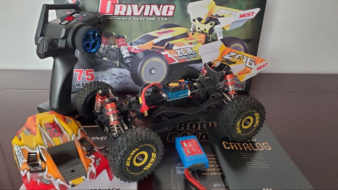 ハイテック1/14 4WD オフロードカー