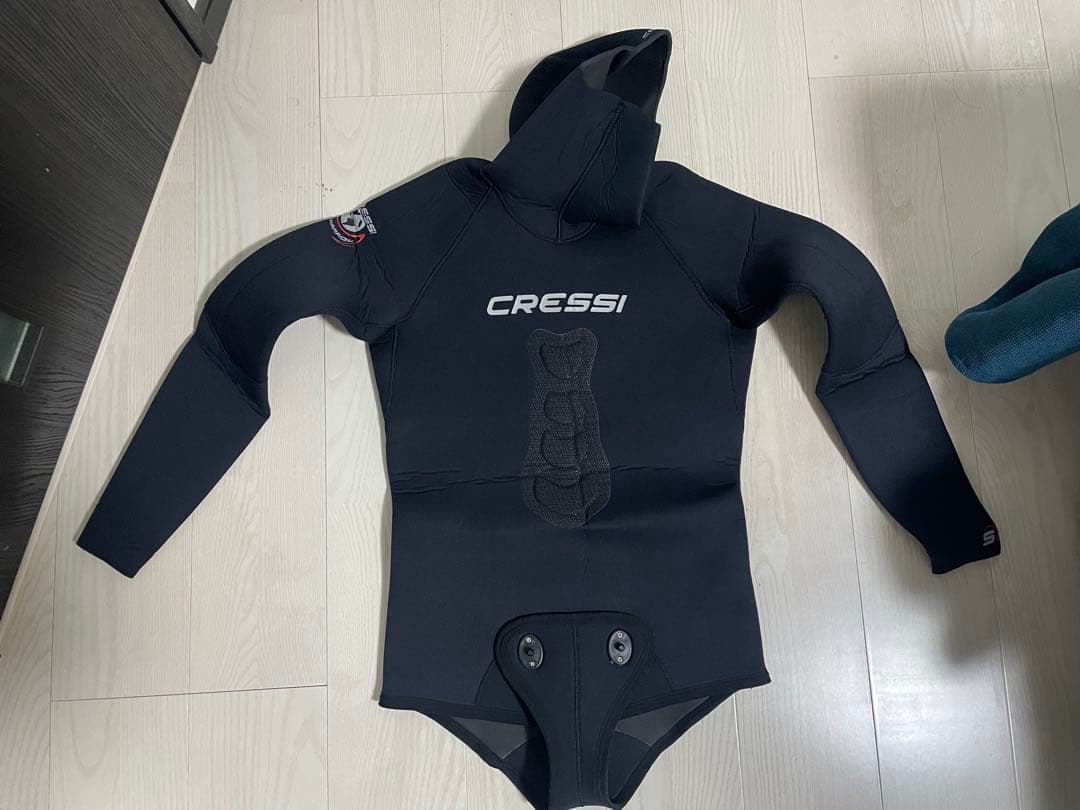 CRESSI 2ピースウエットスーツLサイズ　魚突き　スピアフィッシング