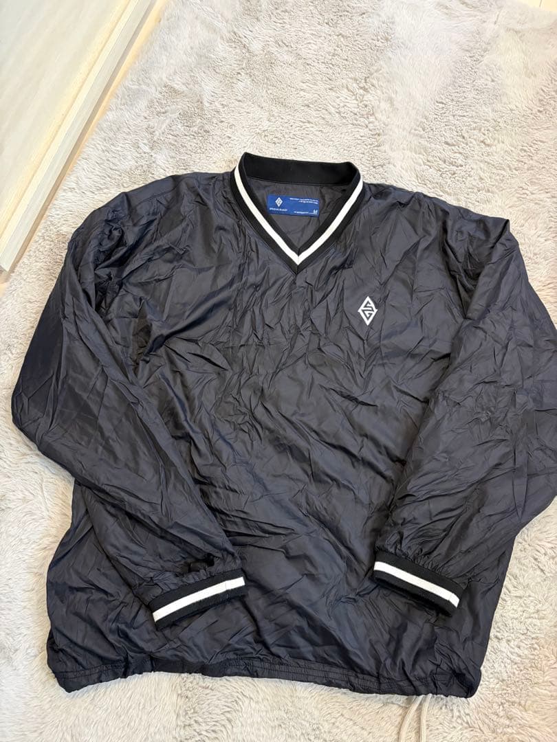 SPECIAL GUEST ウインドブレイカーV2 ブラック Vネック M