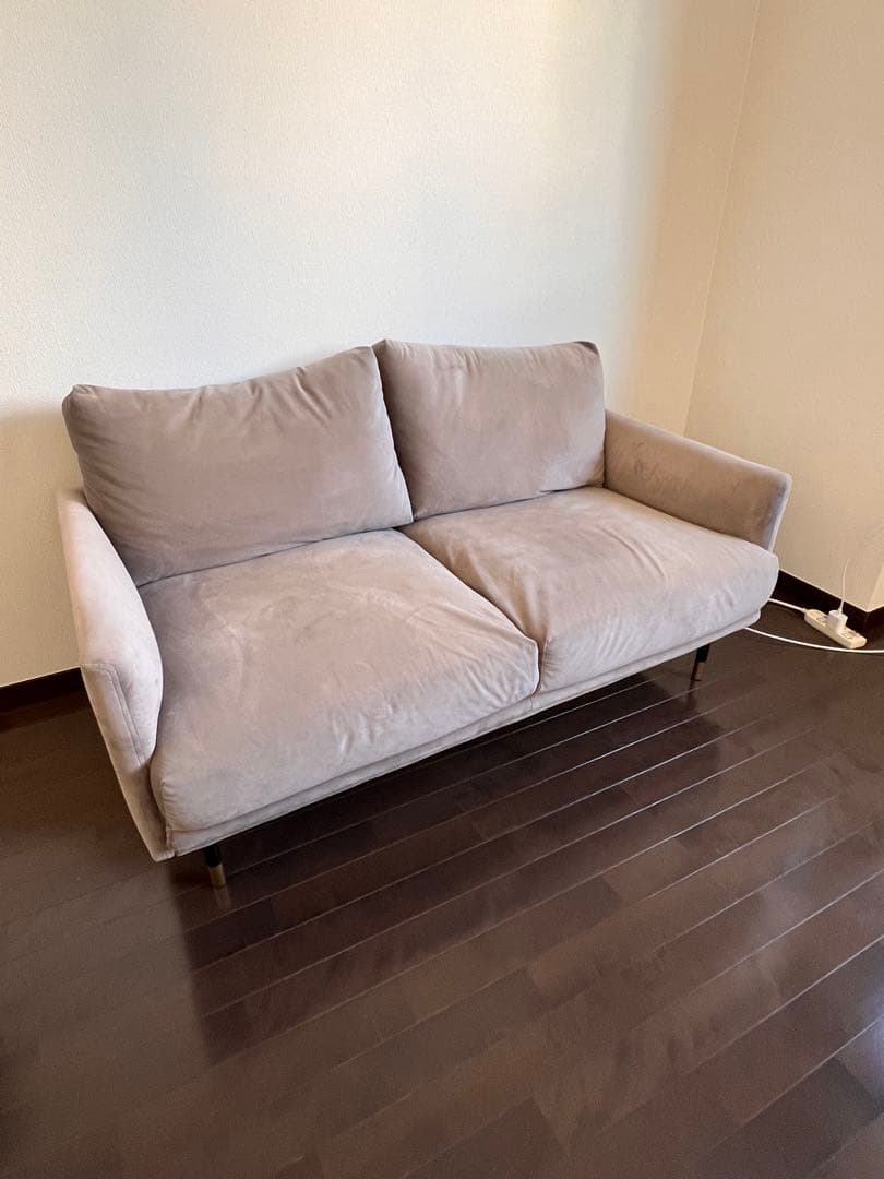 【最終値下げ/2月で掲載終了/直接引取限定/東京都内】人気のLOWYA/グレー