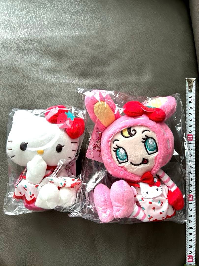 ベリエちゃん　ハローキティ　sweet box マスコット　メゾピアノ