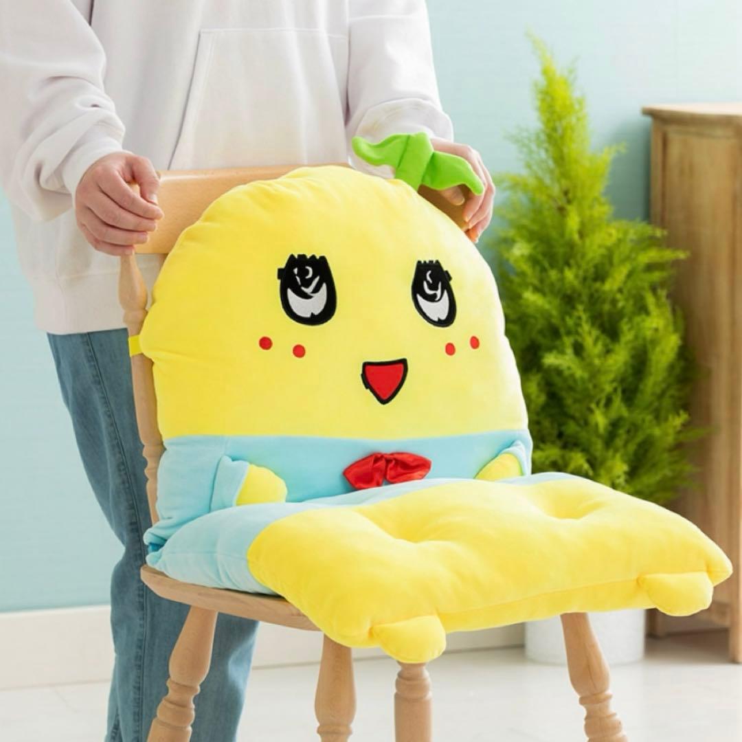 ふなっしー　車にもたつけられる！もちっとリラックス　チェア　クッション　新品