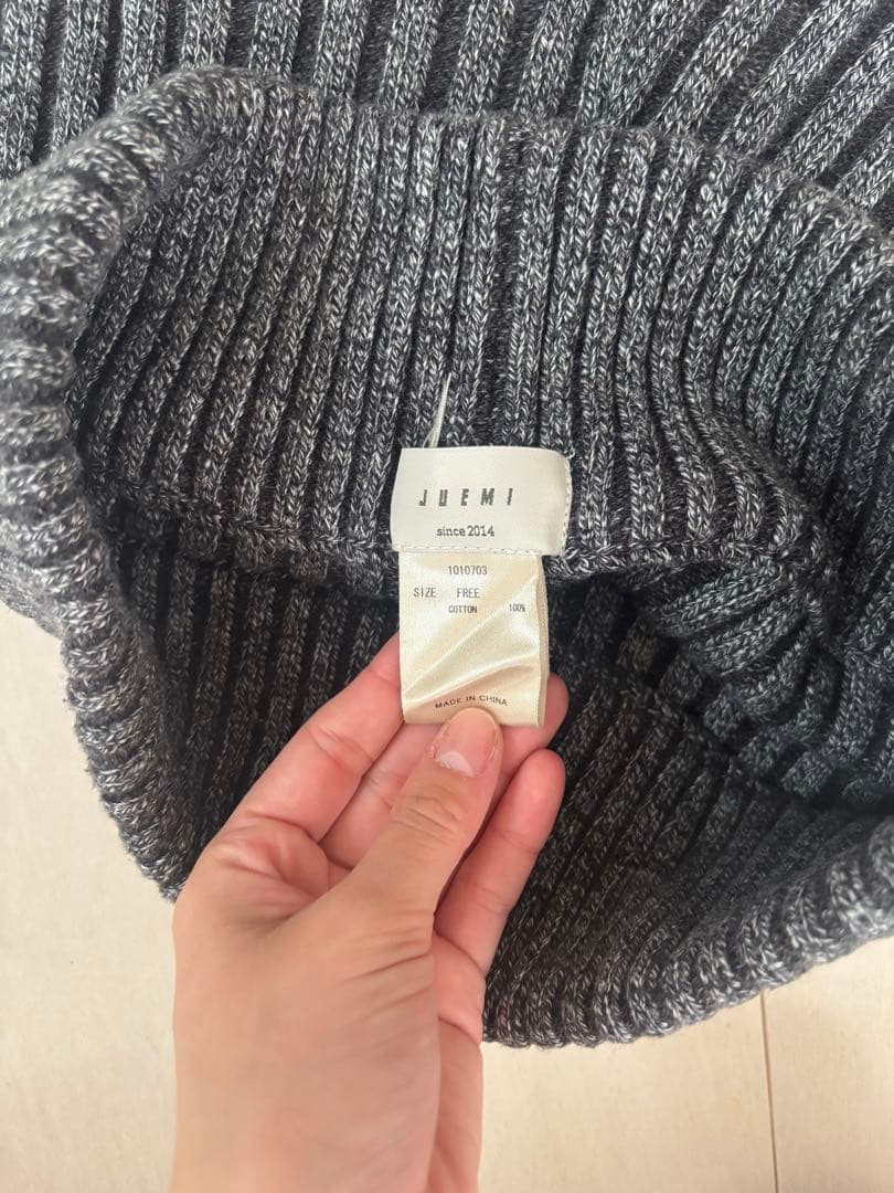 JUEMI リブ編みグレーショートパンツ