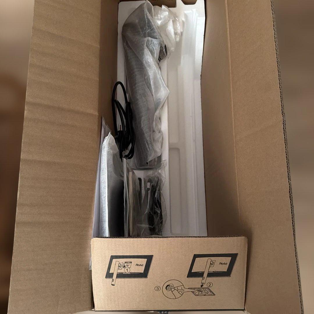 ASUS ProArt Display PA32UCV 本体