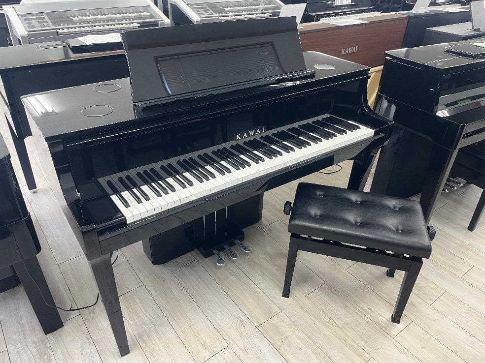 ★82851【電子ピアノ】KAWAI　NV10S　21年製