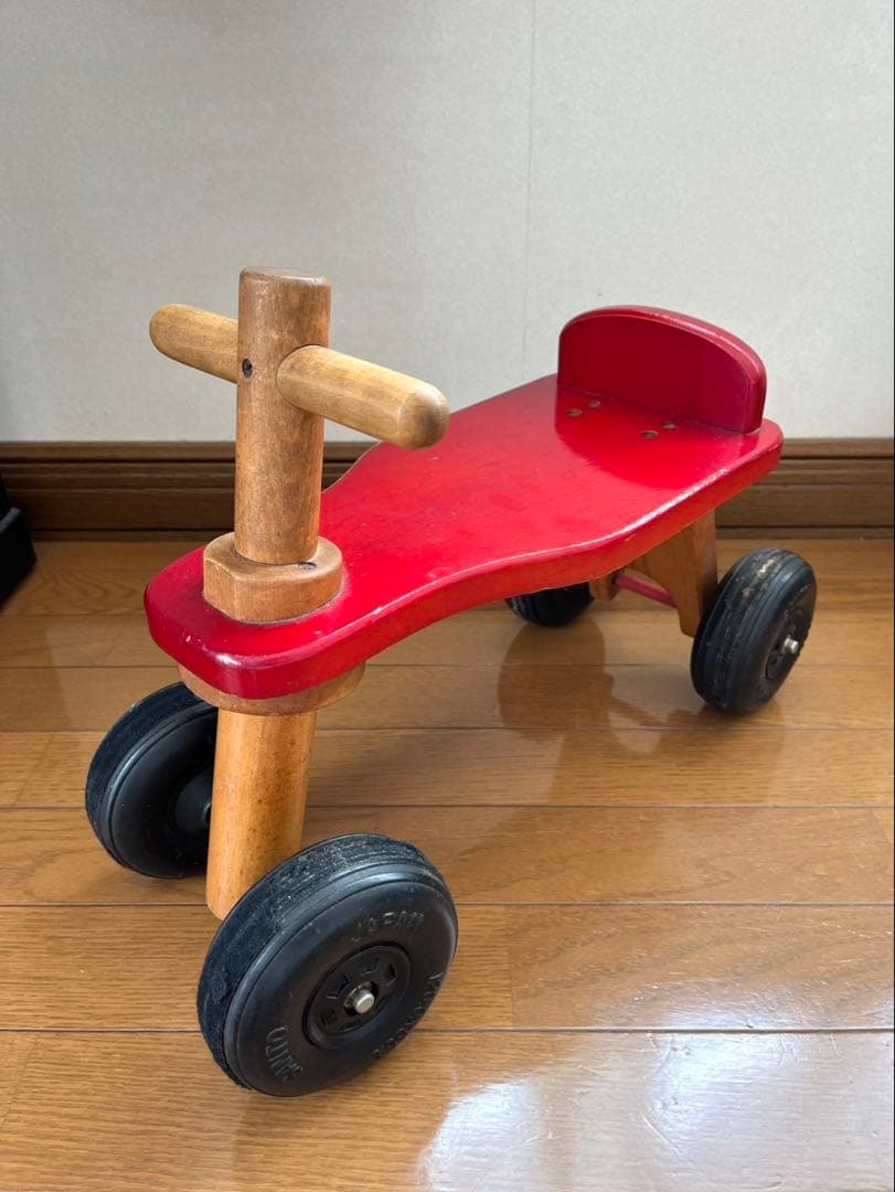 木製 キッズ 乗用玩具 四輪 ライドオン レトロ 赤 車
