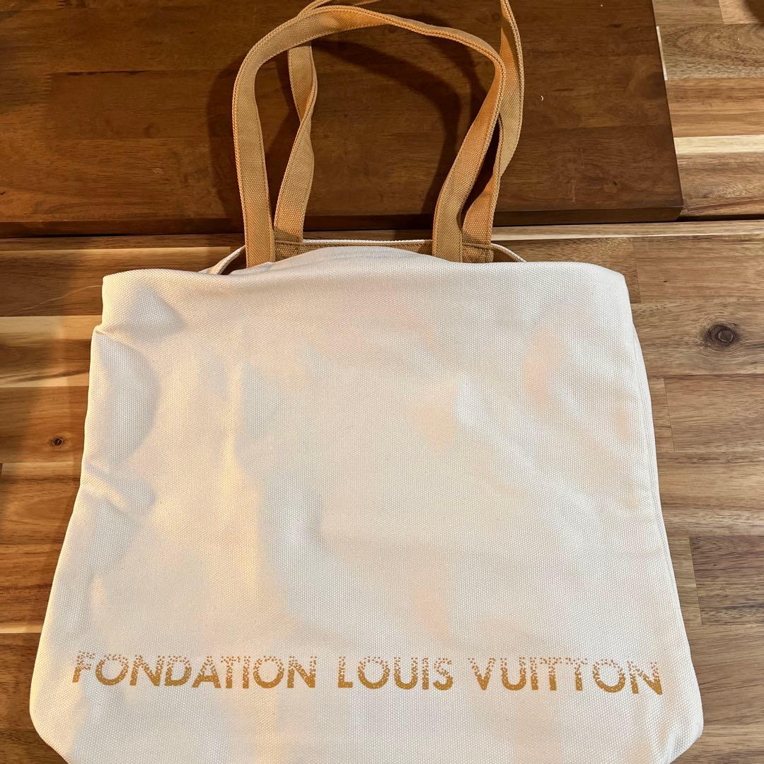kesera 様用LOUIS VUITTON FONDATION トートバッグ