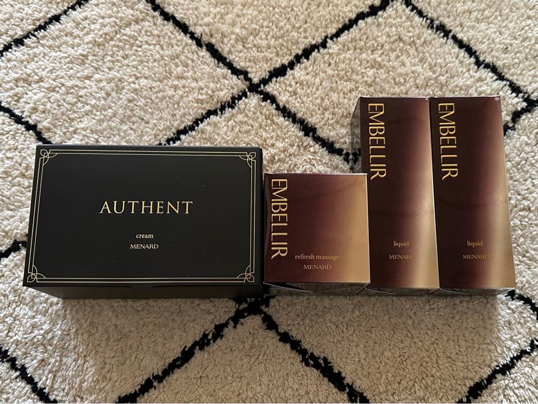 メナードオーセントクリーム（新発売）&エンベリエ4点セット