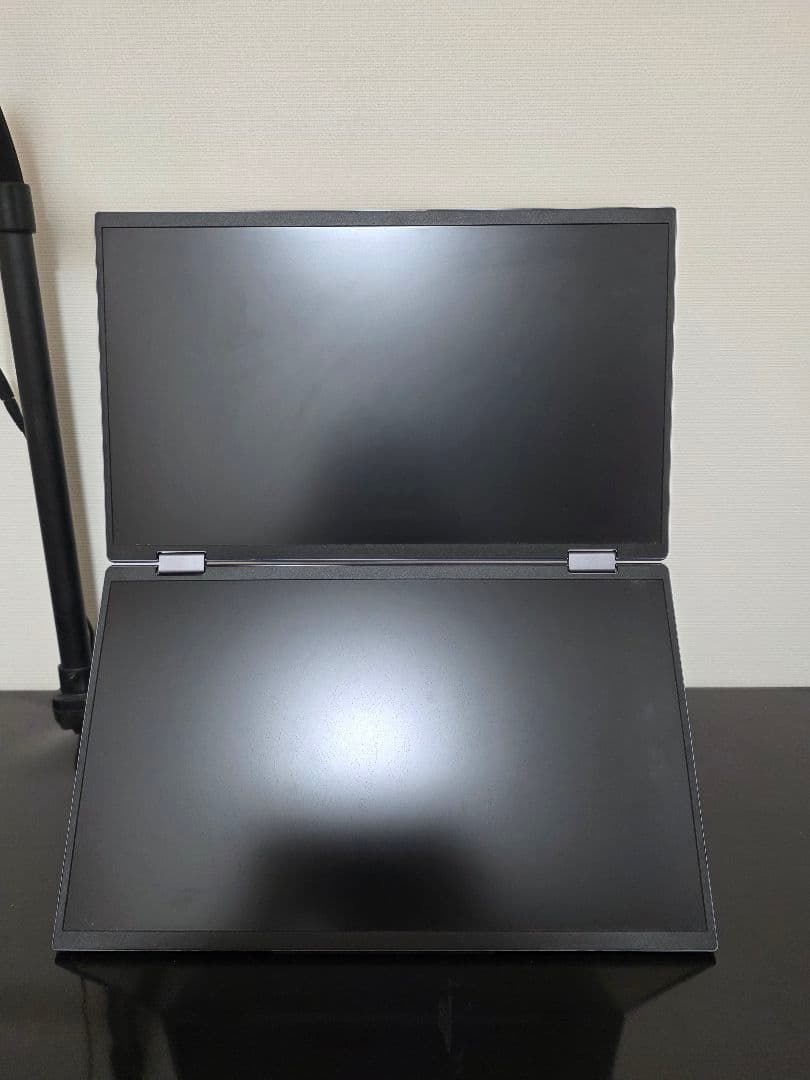 【極美品】INNOVIEW モバイルモニター INVPW009