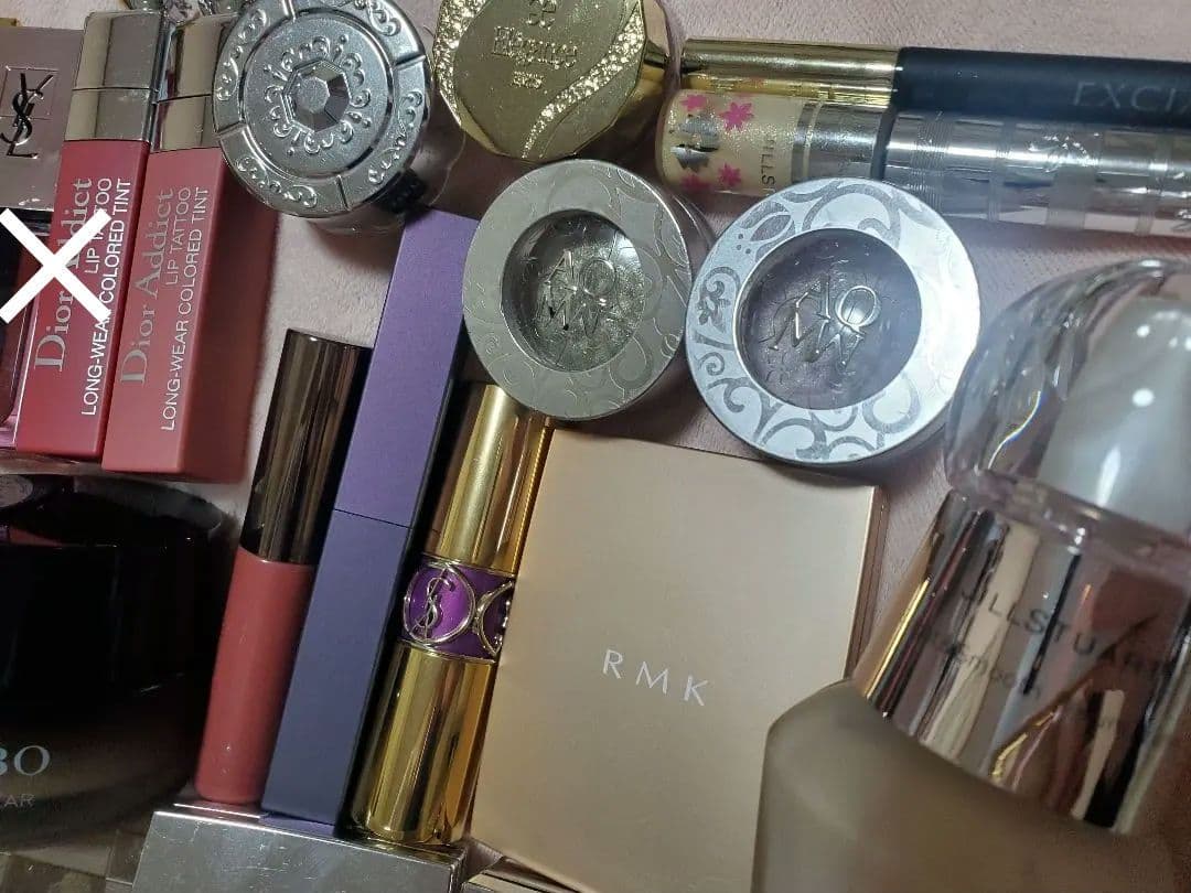 【総額約10万円】デパコス24点まとめ売り　YSL、ルナソル、ジル、Diorなど