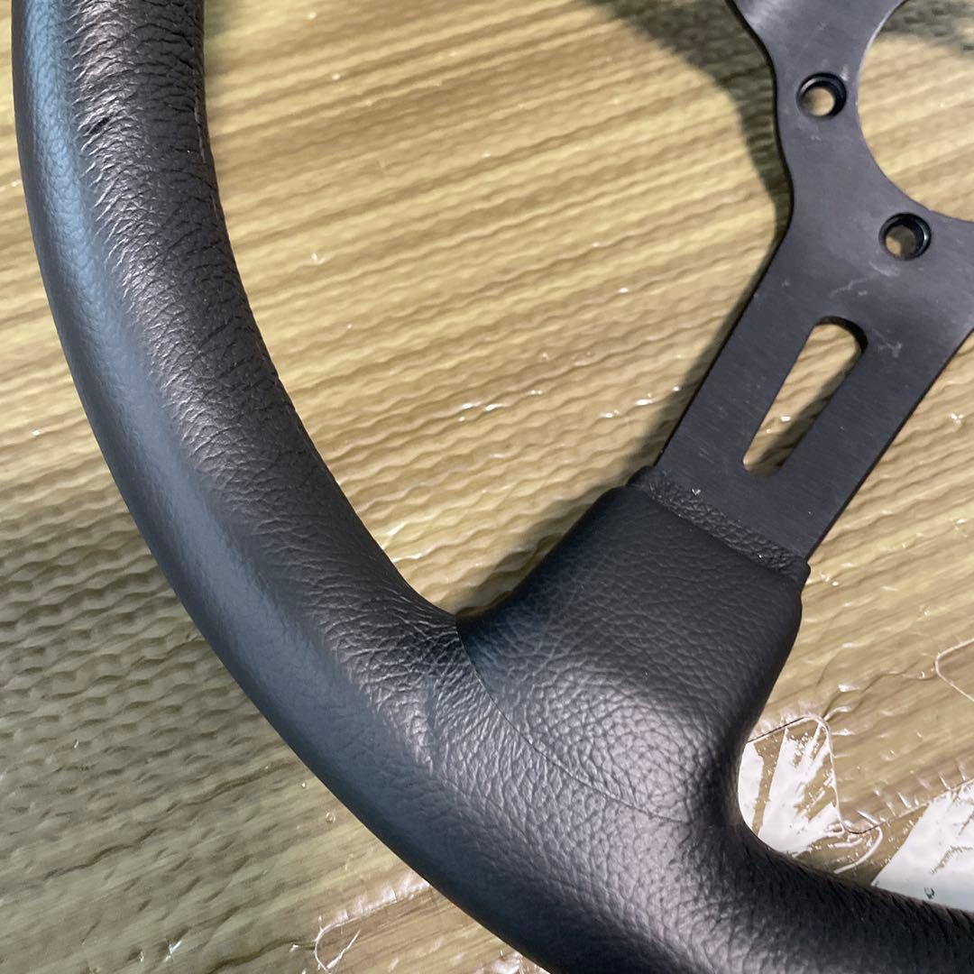 momo ステアリング MOD.08 35バイト BK M-58