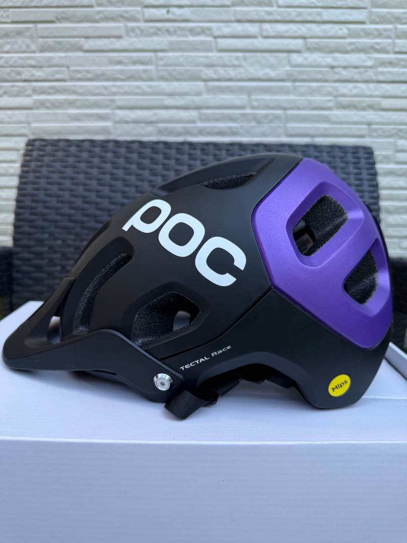POC Tectal Race ヘルメット Mサイズ ブラック/パープル