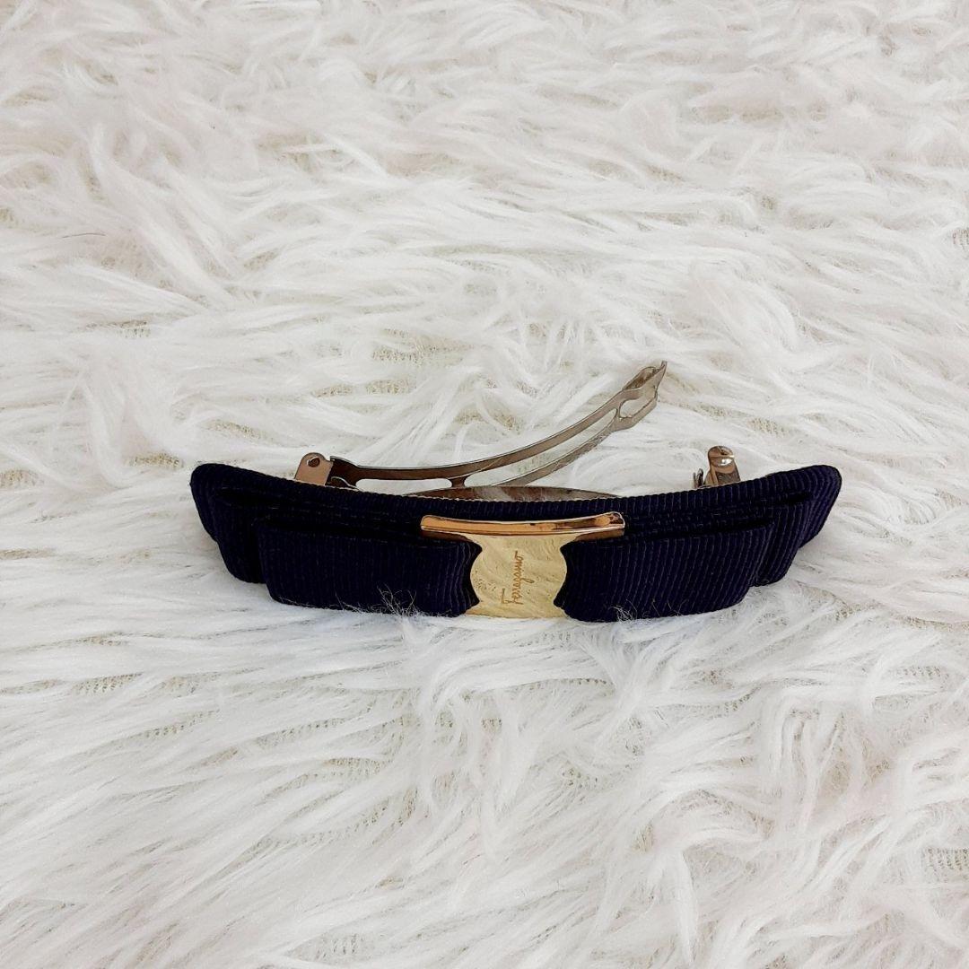 こ*も様 美品◎Ferragamo フェラガモ VARA ヴァラリボン バレッタ