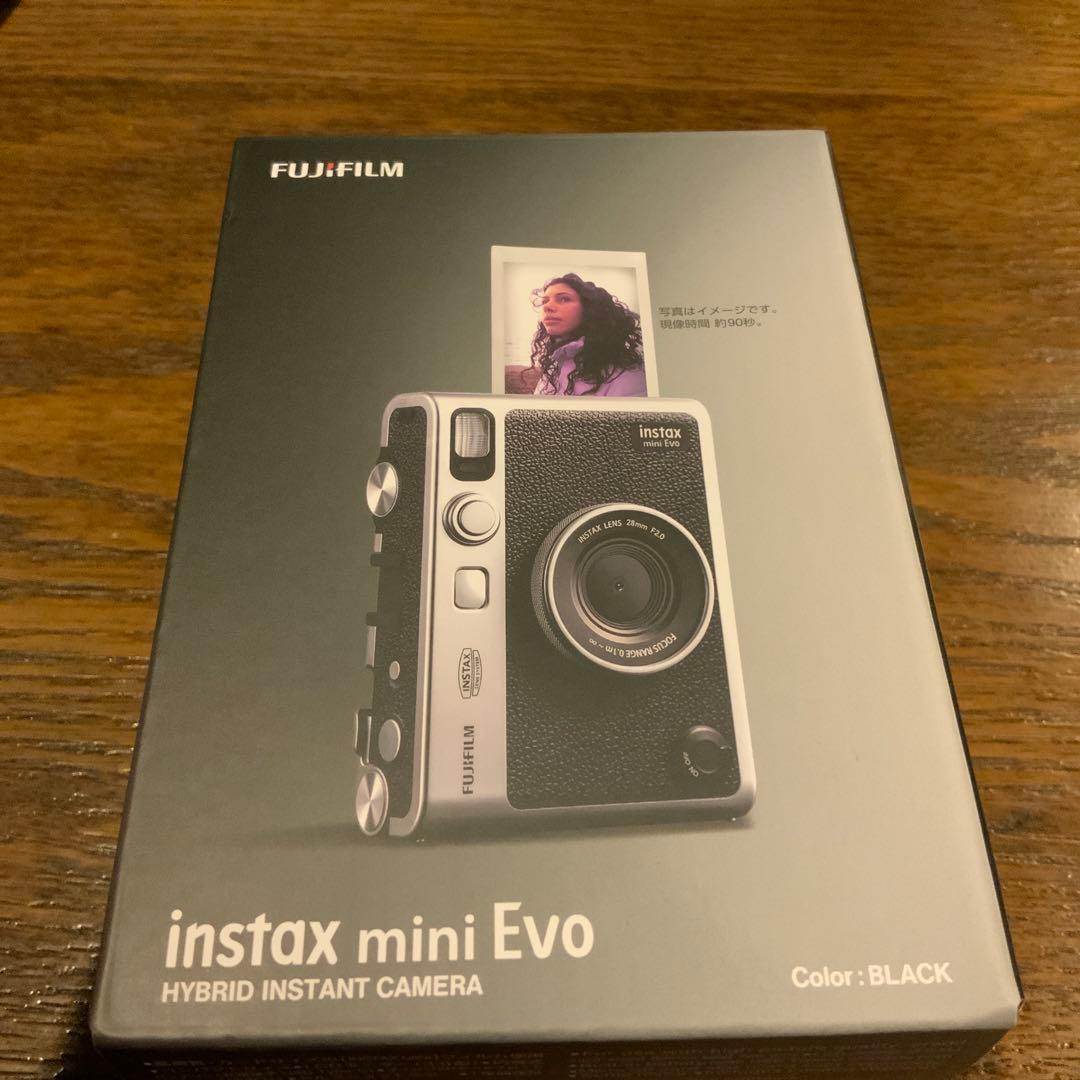 FUJIFILM instax mini Evo ブラック　新品未開封　 即発送