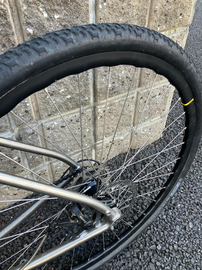 【直接取引限定】チタンフレーム グラベルバイク フラットバー サイズ52