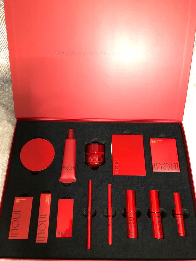 未使用 インウイ 特大ボックス 13点セット ファンデーション ハイライター 他