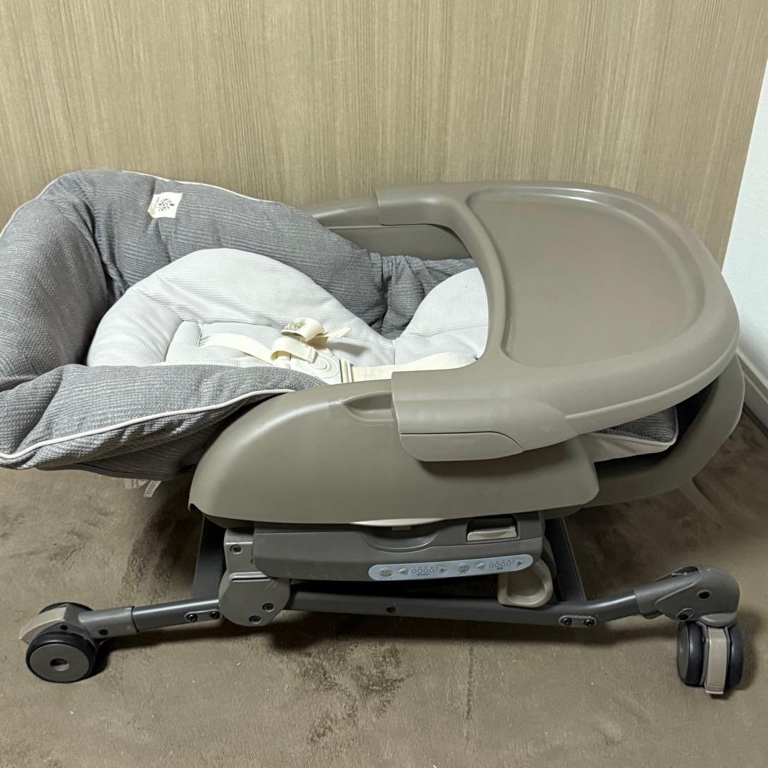 Combi ベビーザらス コンビ ネムリラ オートスウィング Simplight