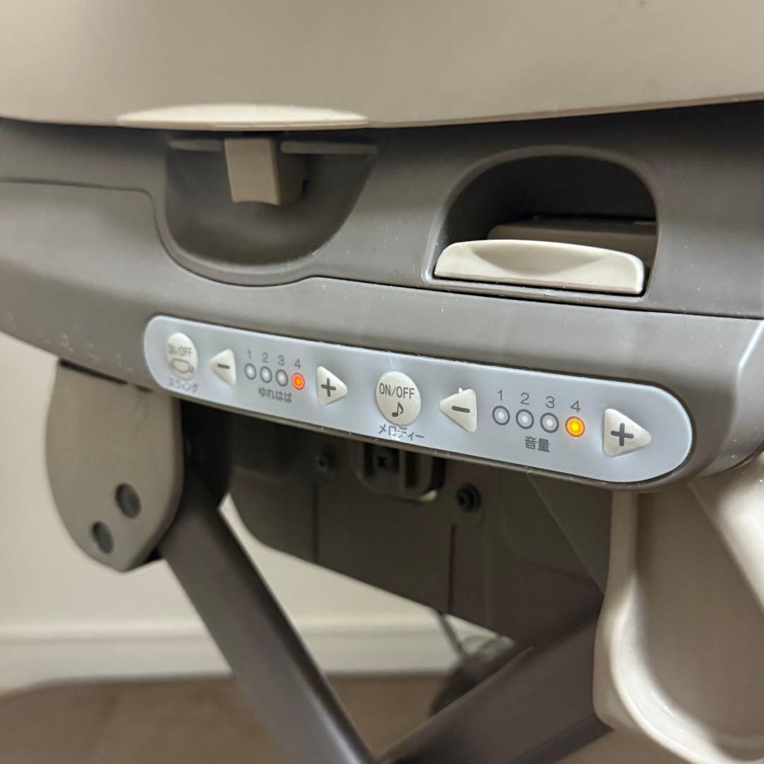 Combi ベビーザらス コンビ ネムリラ オートスウィング Simplight