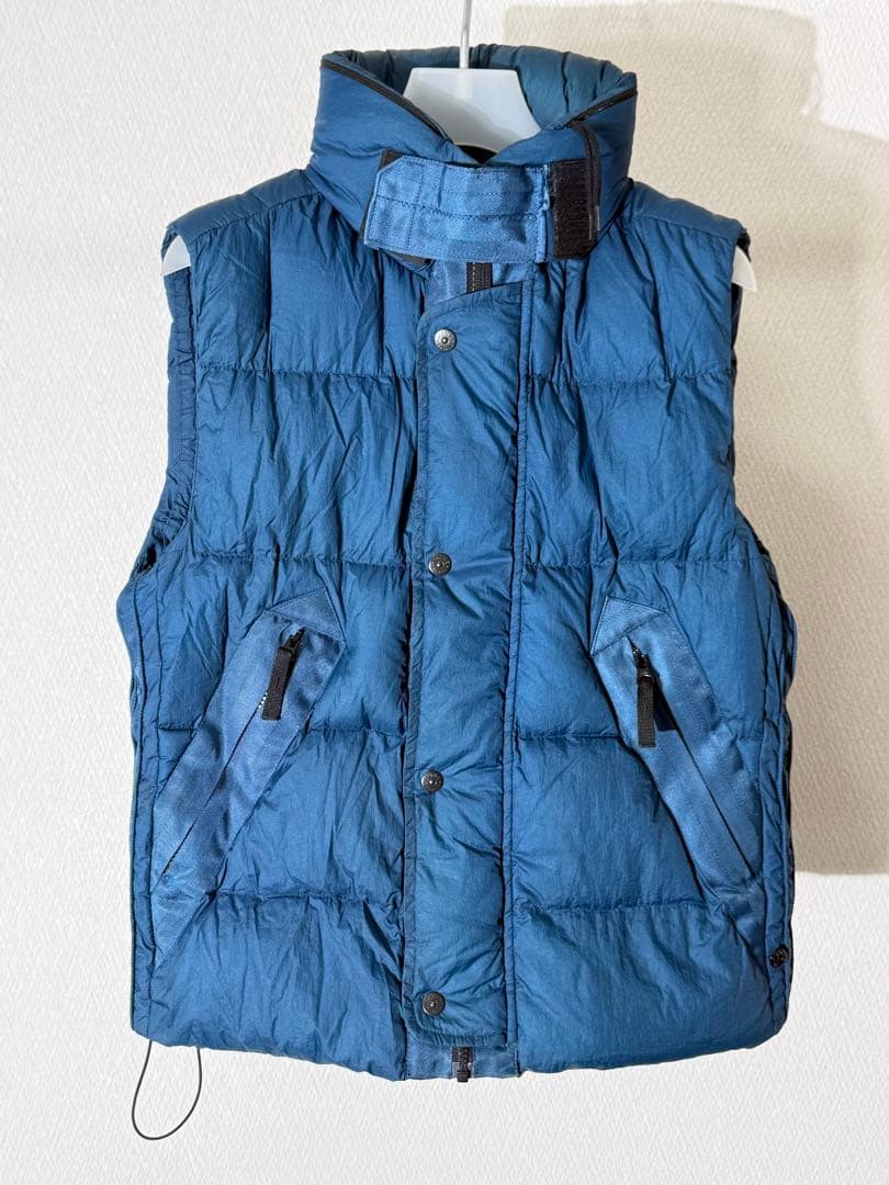 ストーンアイランド ダウンベスト