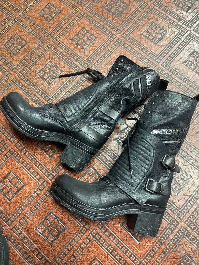 looking ヴィンテージ レザーブーツ