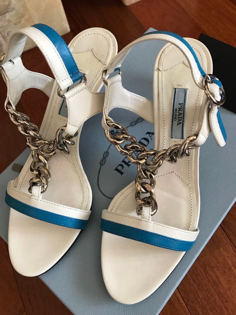 PRADA サンダル