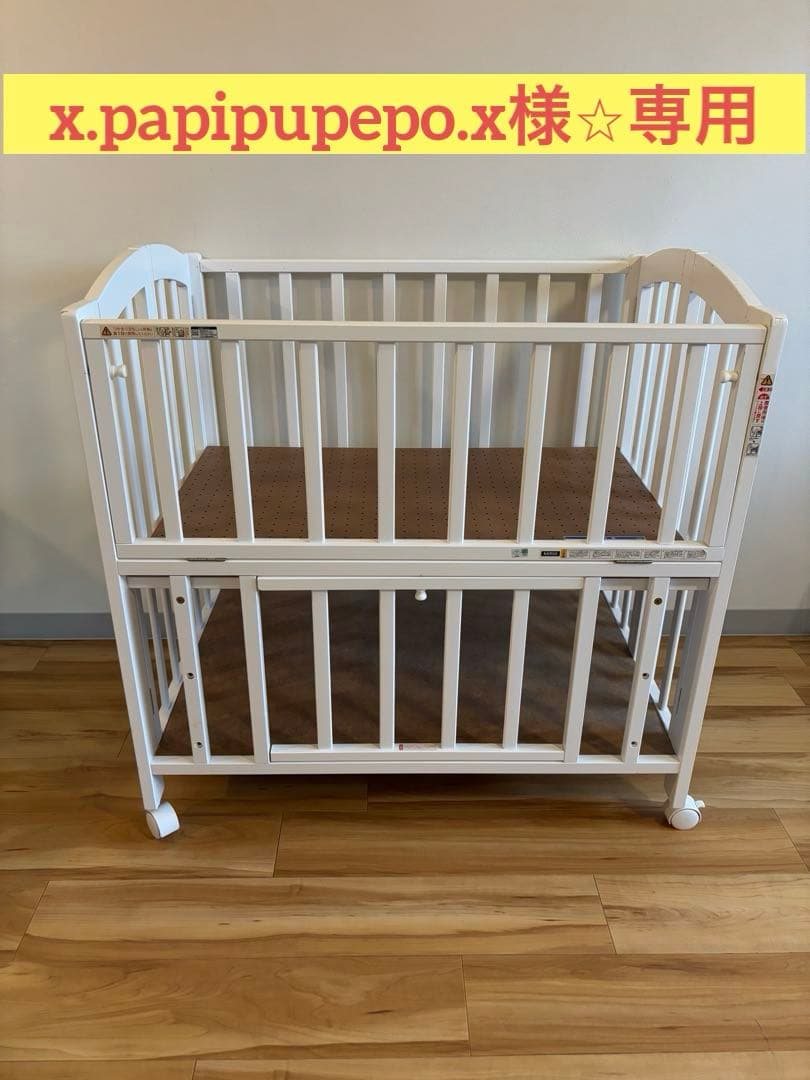 x.papipupepo.x⭐︎ KATOJI折り畳みベビーベッド 木製