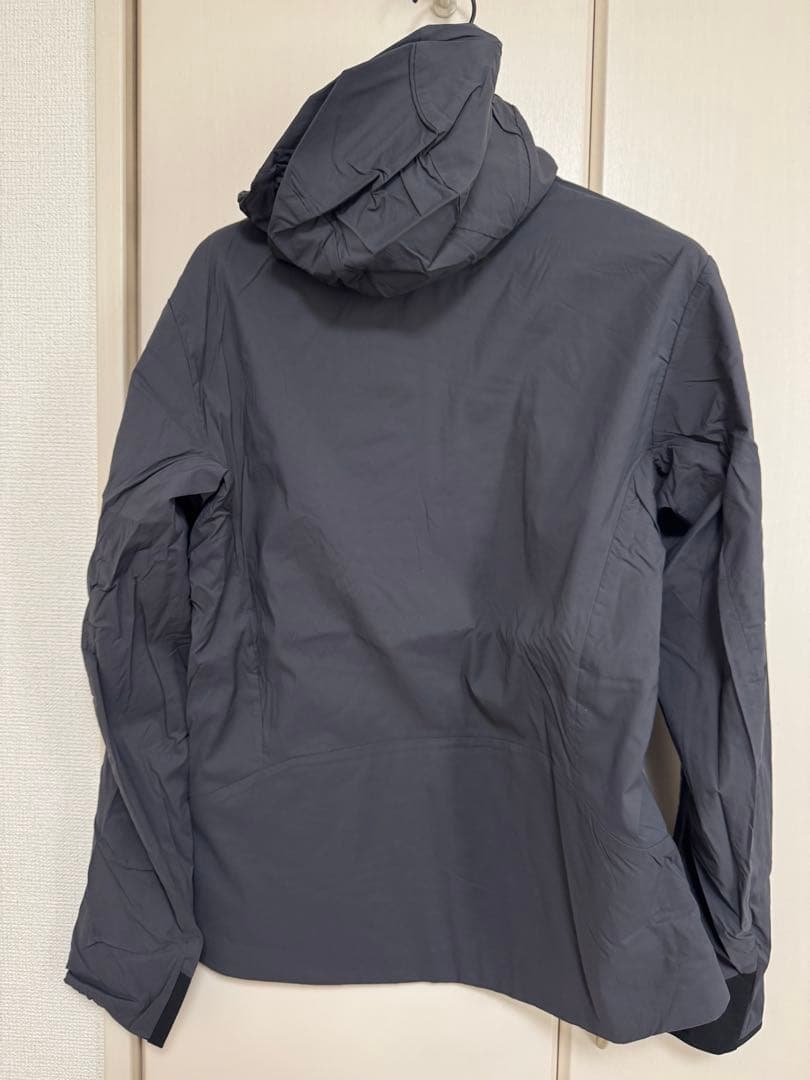 ARC'TERYX ブラック　サイズS