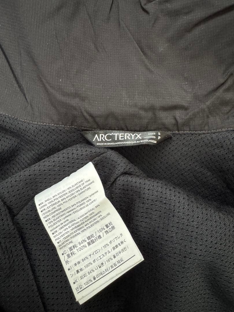 ARC'TERYX ブラック　サイズS