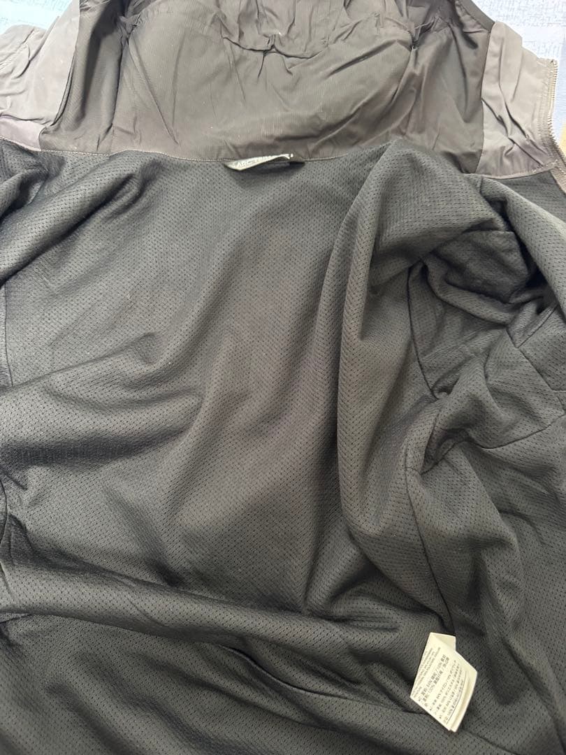 ARC'TERYX ブラック　サイズS